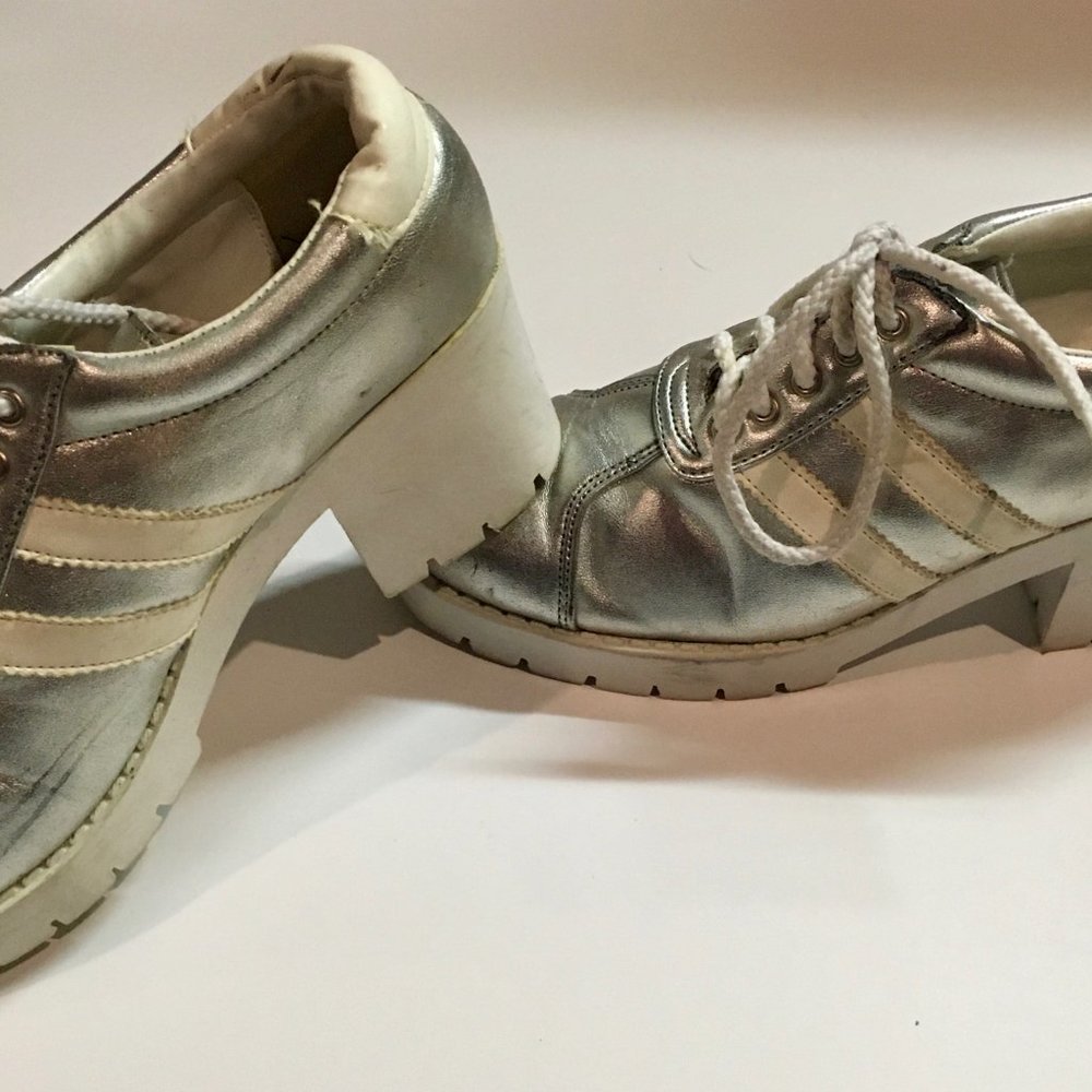 Sneakers - Picture 2 of 2